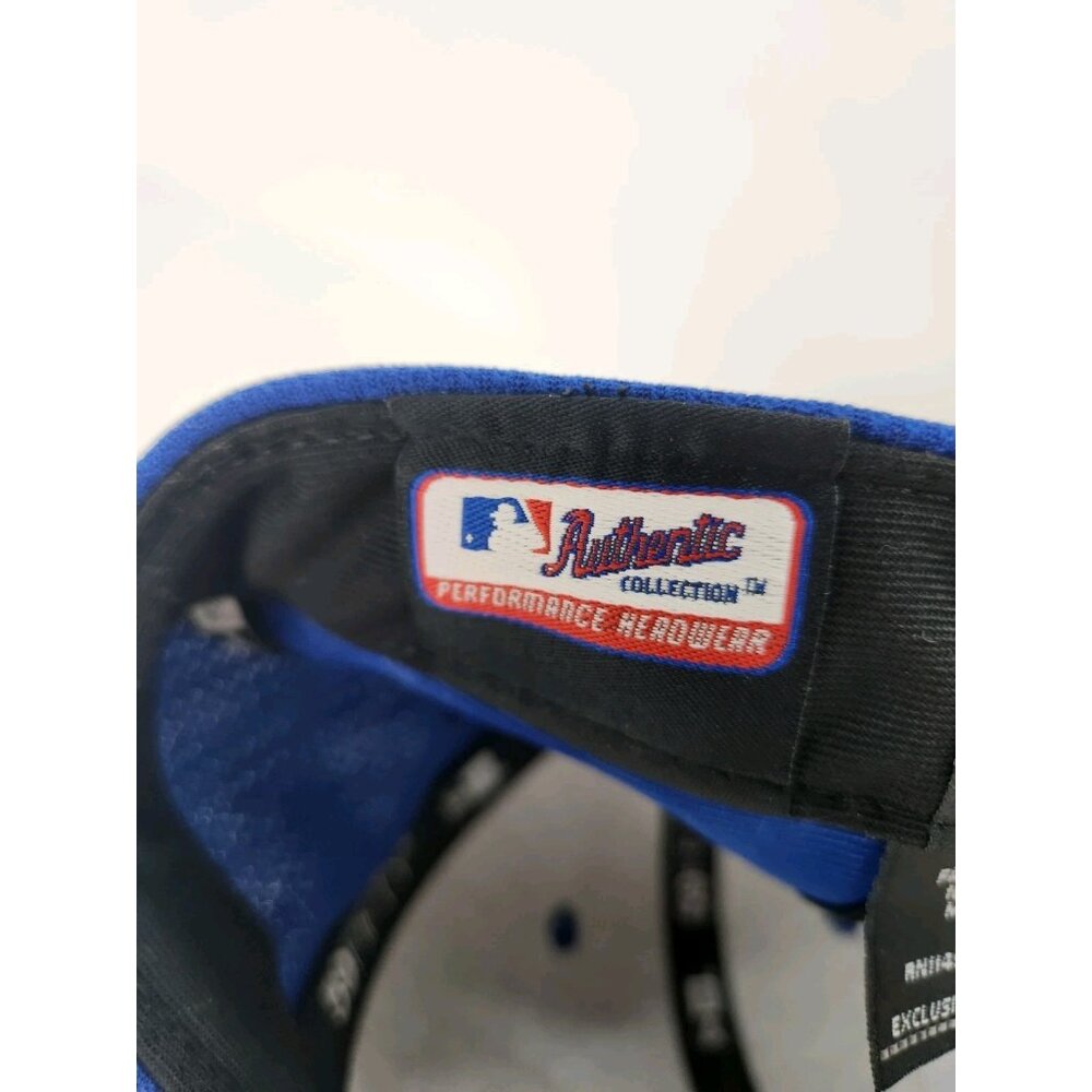 Chicago‎ Cubs Hat Fitted 7 1/4" Mens MLB Baseball New Era Blue Red Logo - Picture 10 of 10
